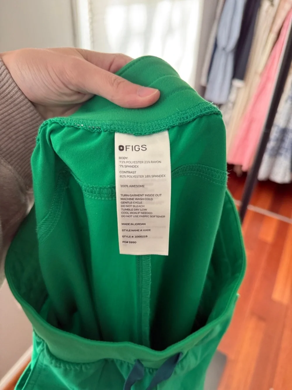 Figs Kade Cargo Scrub Pants in Evergreen - Picture 7 of 8